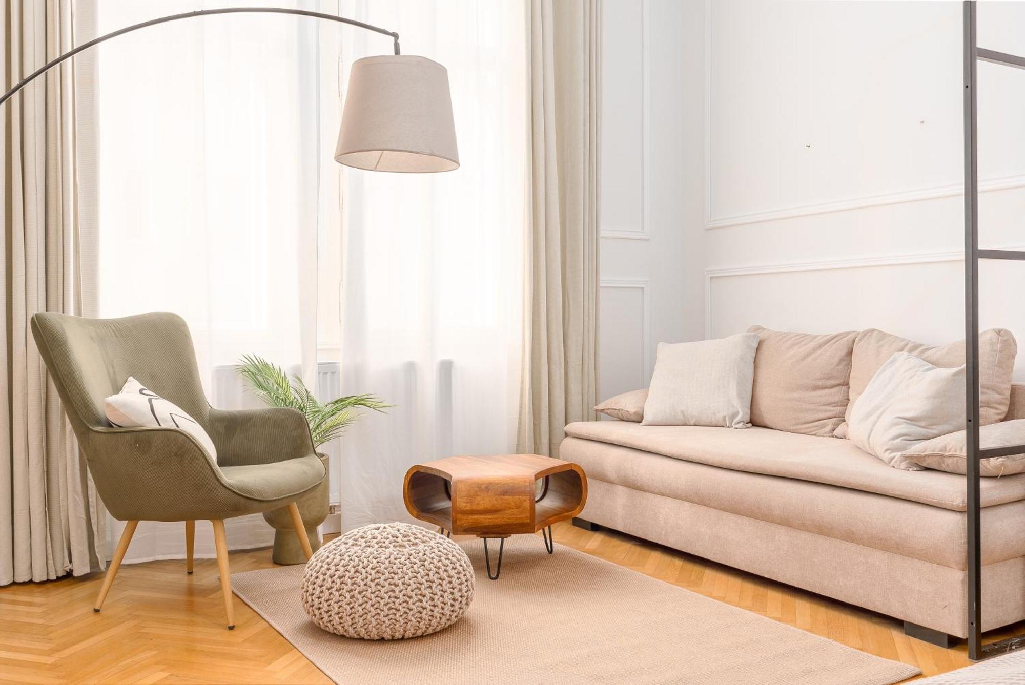 Next To Shopping Street And Subway Station, Few Minutes To Stephansplatz Apartamento *
