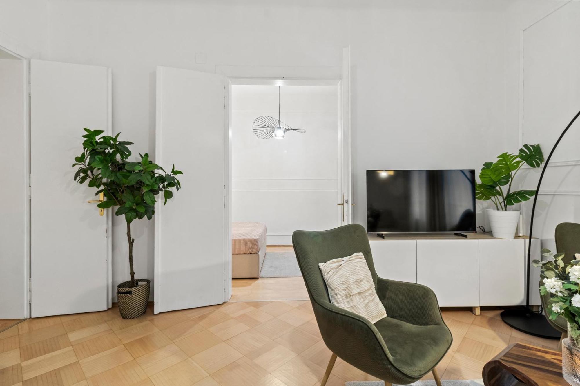 Apartamento Next To Shopping Street And Subway Station, Few Minutes To Stephansplatz *