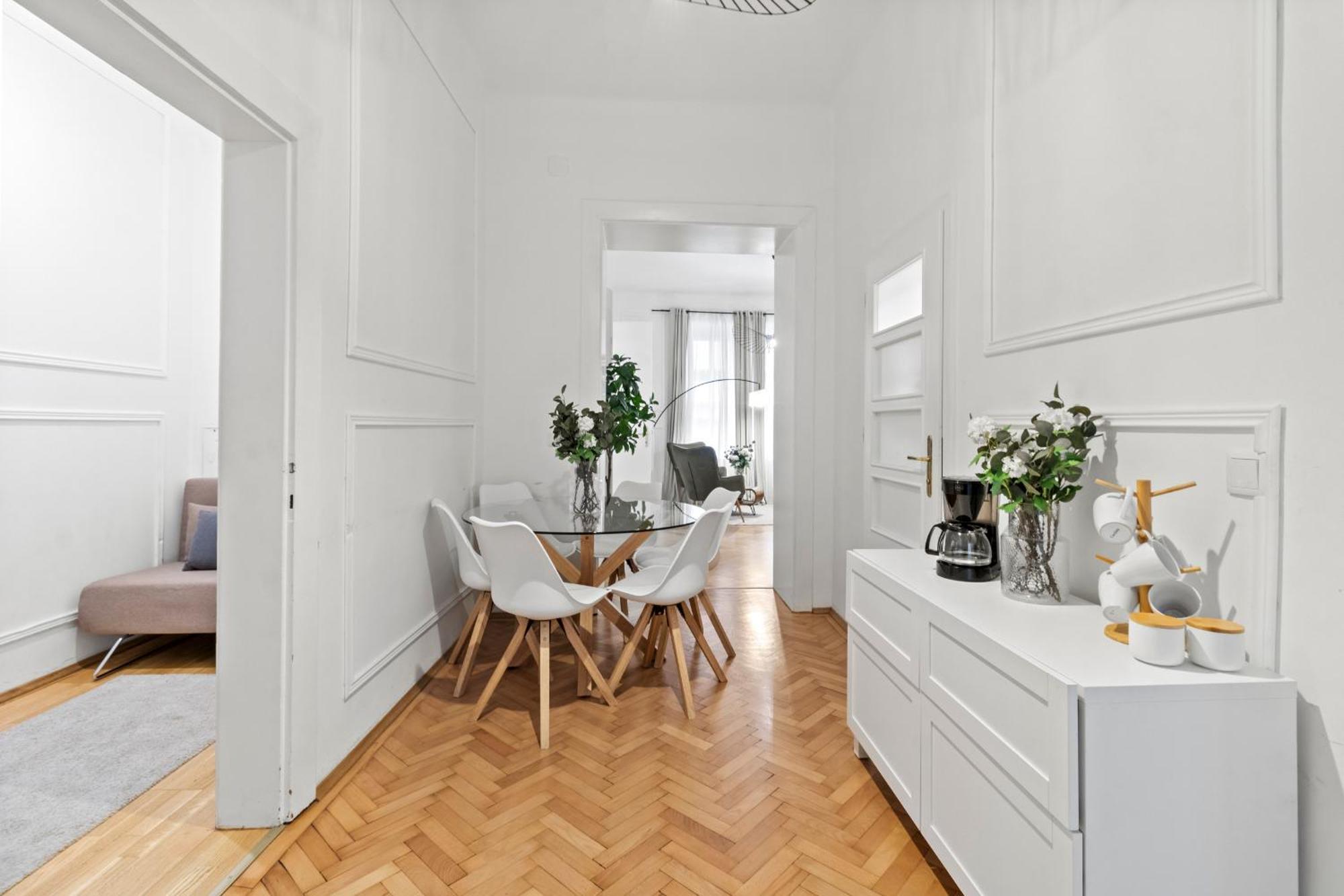 Apartamento Next To Shopping Street And Subway Station, Few Minutes To Stephansplatz *